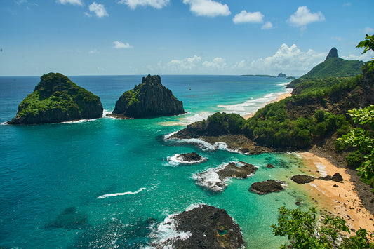 Certificate of Authenticity:
Artwork Title: 05_Fernando de Noronha 2012_Ecologic Sanctuary_60x40cm
Series: Fernando de Noronha
Artist: Marcus Luconi
Year of Capture: 2012
Location: Fernando de Noronha, Brasil
Original Medium: Digital 35mm
Camera: Nikon D3X
Print: Fine art archival pigment print
Edition: [número da edição]
