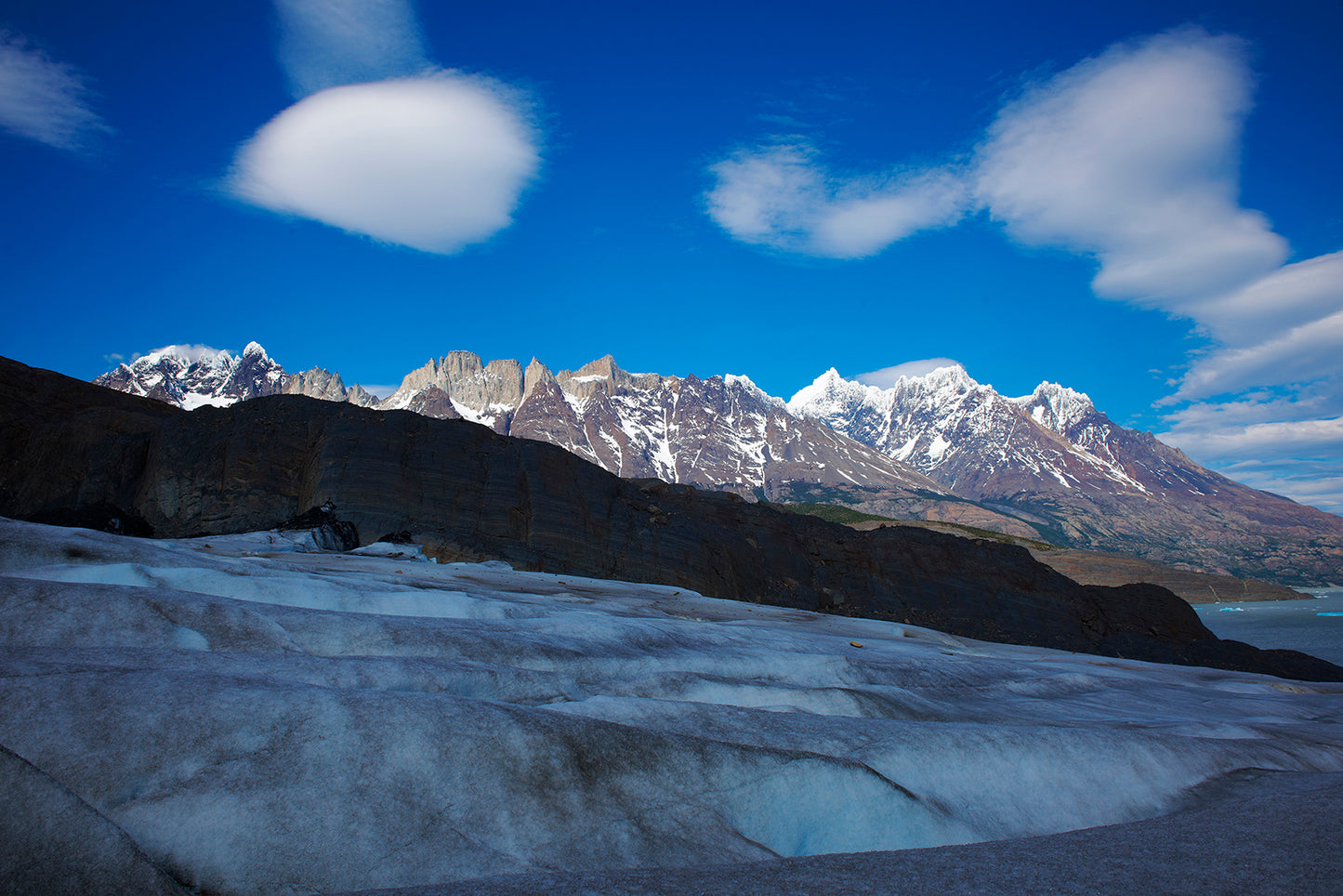 01_Glacial Grey_Torres De lPaine, Chile_60x40cm