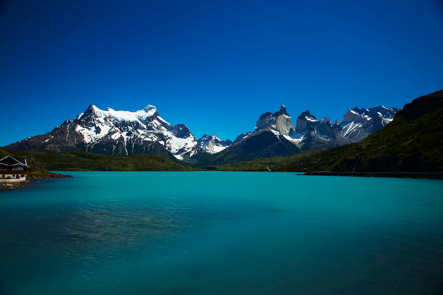 01_Glacial Grey_Torres De lPaine, Chile_60x40cm