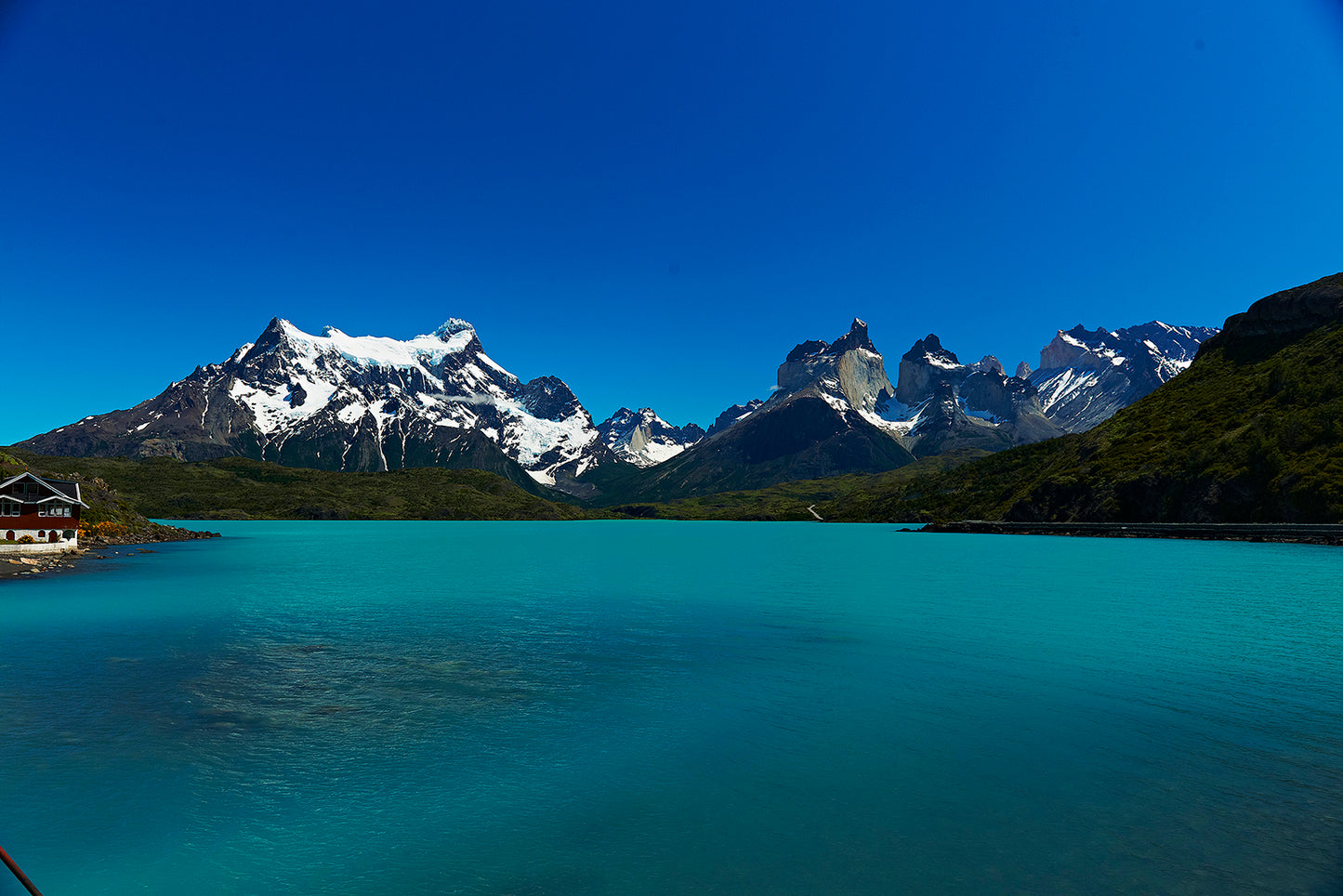 01_Glacial Grey_Torres De lPaine, Chile_60x40cm