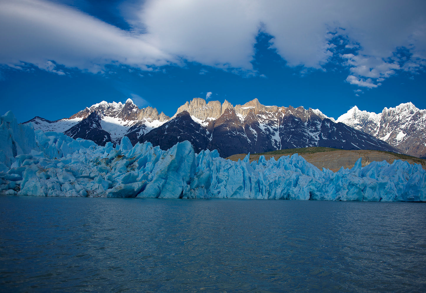 01_Glacial Grey_Torres De lPaine, Chile_60x40cm