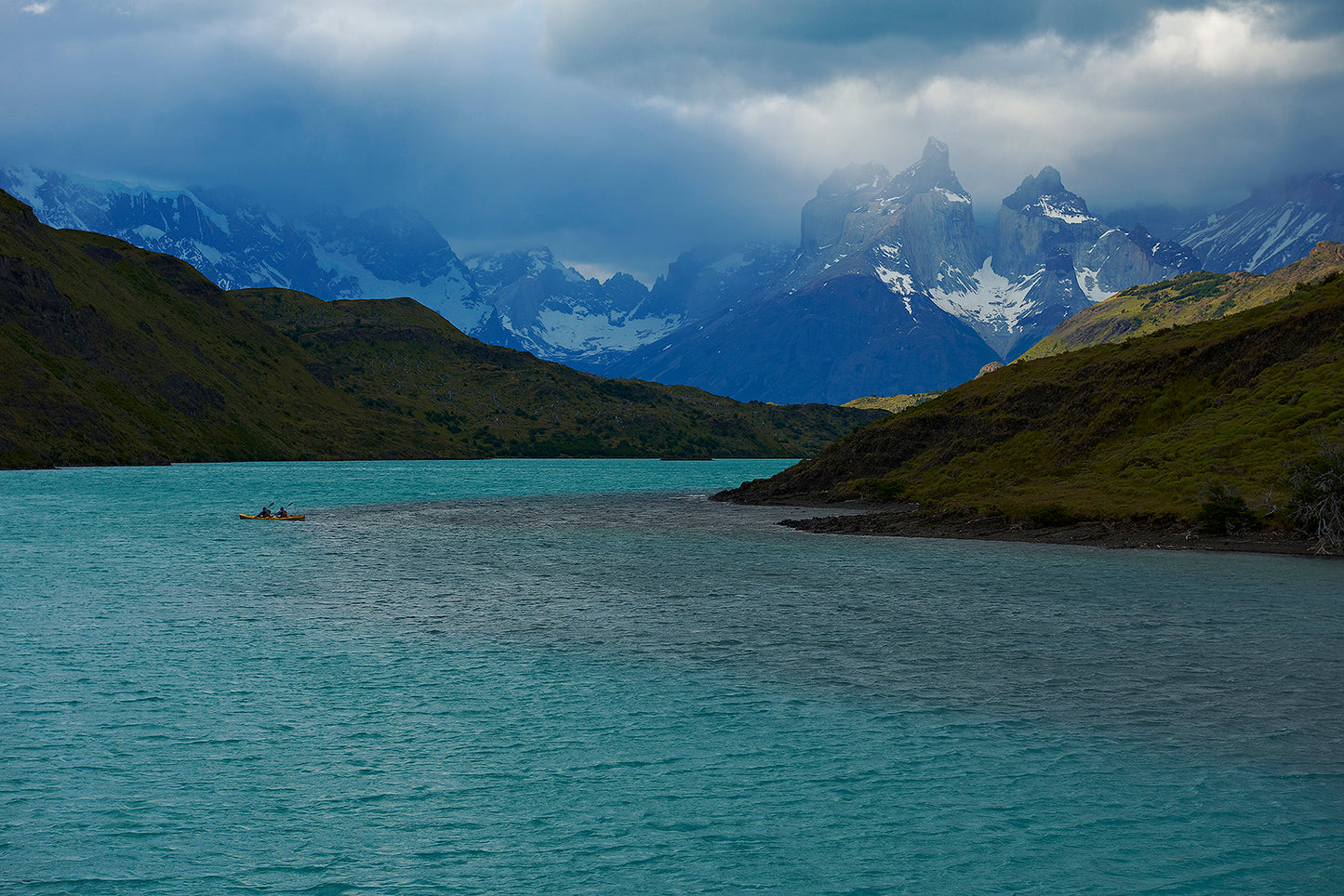 01_Glacial Grey_Torres De lPaine, Chile_60x40cm