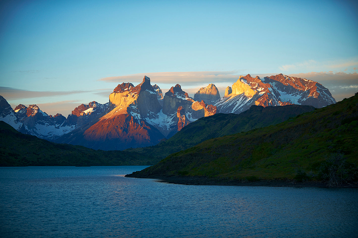 01_Glacial Grey_Torres De lPaine, Chile_60x40cm