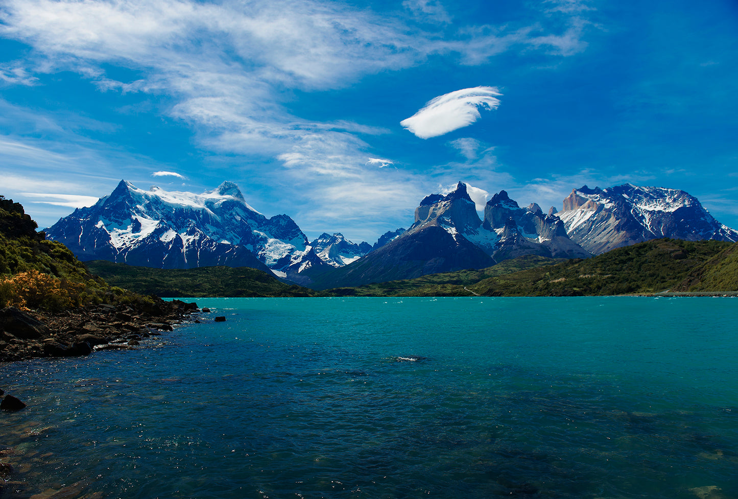 01_Glacial Grey_Torres De lPaine, Chile_60x40cm