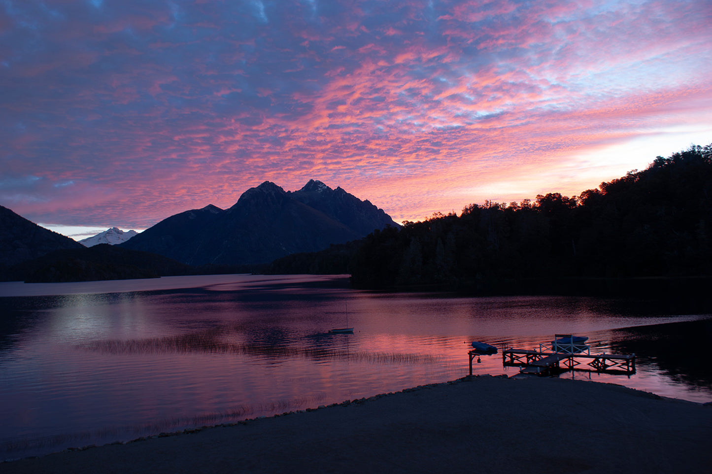 Certificate of Authenticity:
Artwork Title: Bariloche Sky_ 2009_ 60x40cm 
Series: Patagonia
Artist: Marcus Luconi
Year of Capture: 2009
Location: Bariloche, Argentina
Original Medium: Digital 35mm
Camera: Sony
Print: Fine art archival pigment print
Edition: [número da edição]