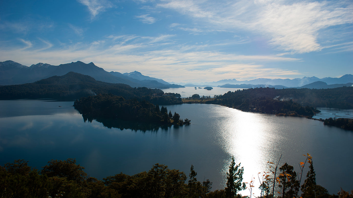 Certificate of Authenticity:
Artwork Title: Point of View_Bariloche_Argentina_2009_ 70x40cm
Series: Patagonia
Artist: Marcus Luconi
Year of Capture: 2009
Location: Bariloche, Argentina
Original Medium: Digital 35mm
Camera: Sony
Print: Fine art archival pigment print
Edition: [número da edição}